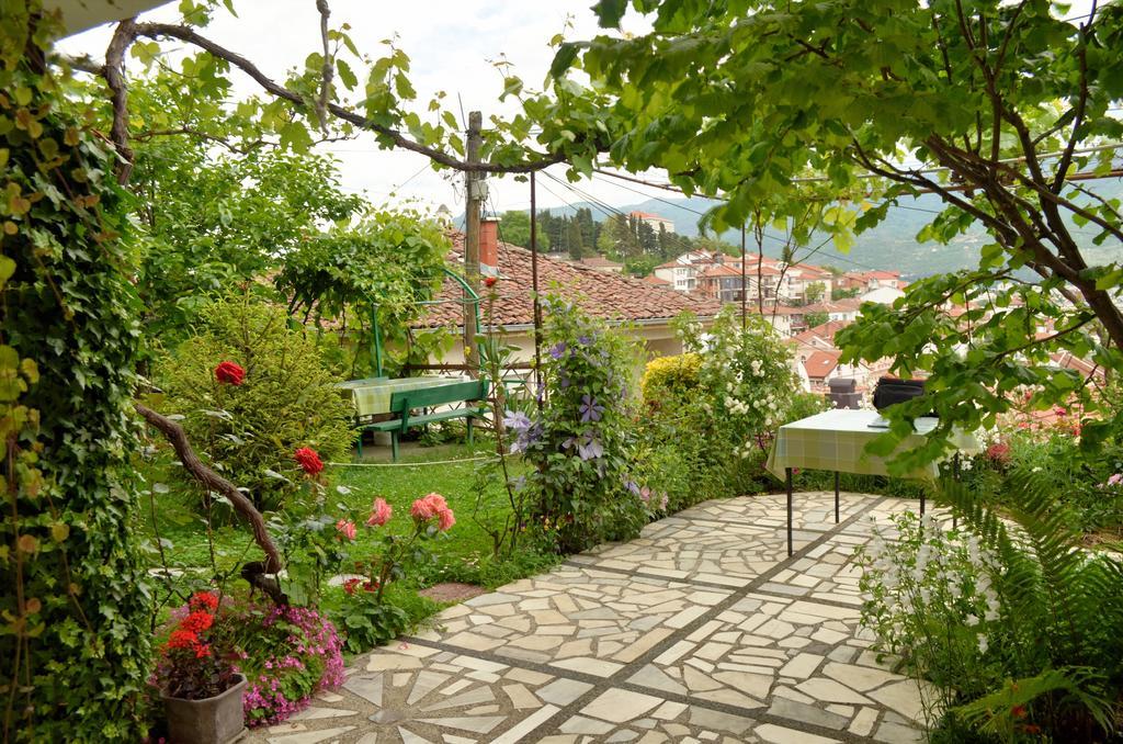Apartments Villa Saray Ohrid Exterior photo